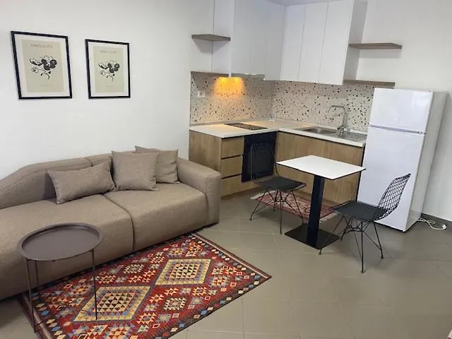 Lulu Suites - Studio Golem